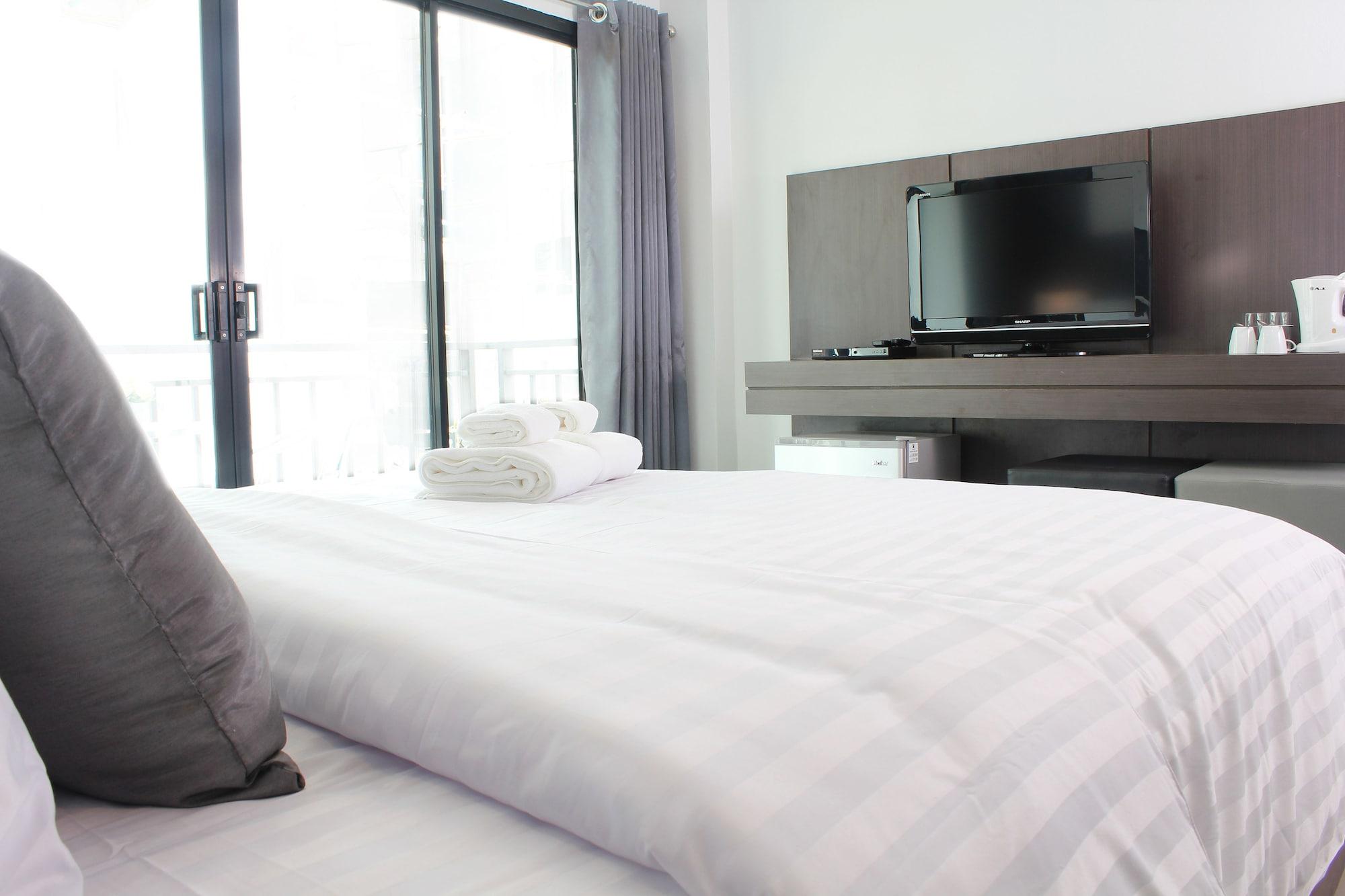 Hotel The Artist House Patong Zewnętrze zdjęcie
